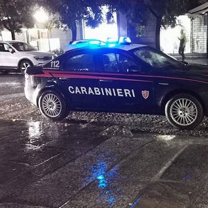 carabinieri auto