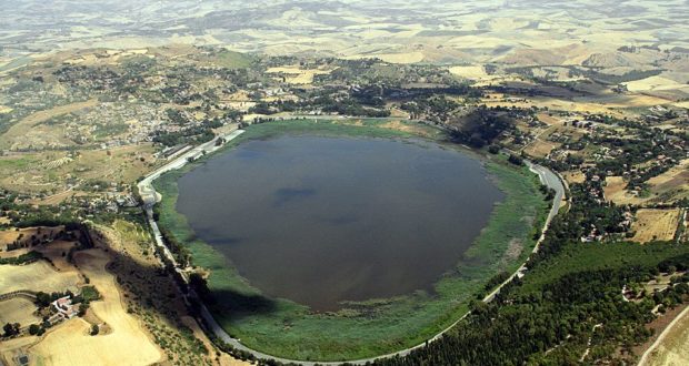 lago pergusa enna
