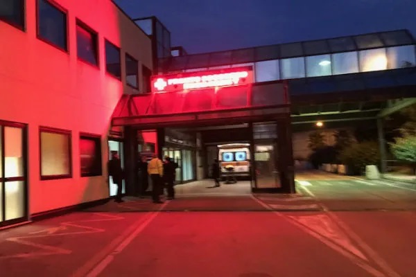 Enna ospedale ingresso pronto soccorso