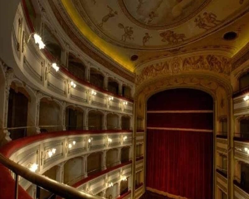 Teatro Garibaldi Enna 800x640