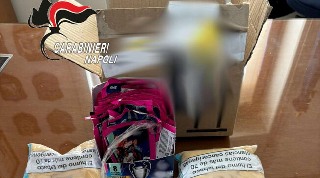 eroina al posto delle figurine
