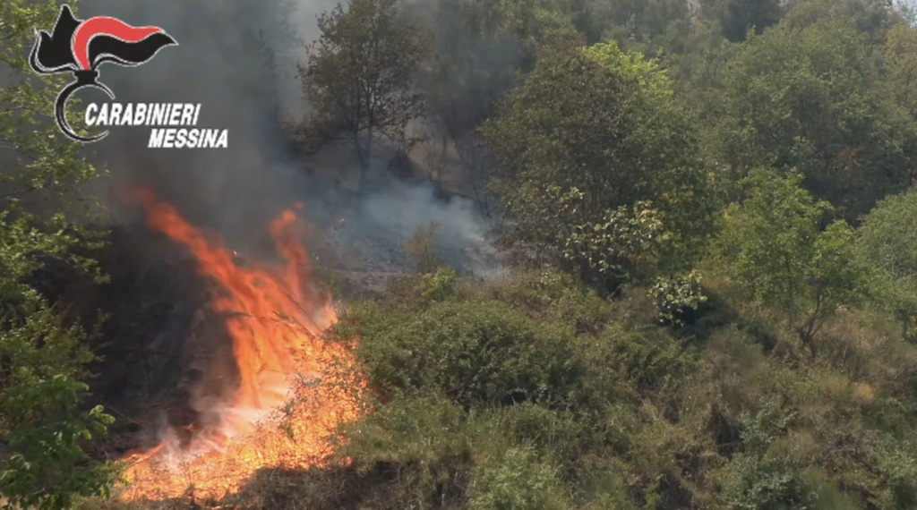 Incendio Taormina 1 1024x570 1