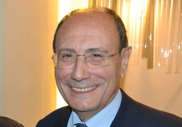 Renato Schifani dai social