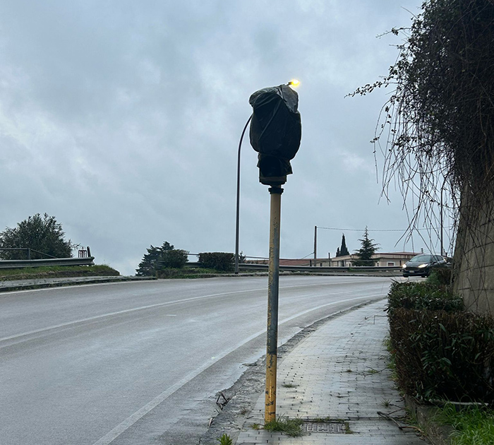 semaforo via pergusa