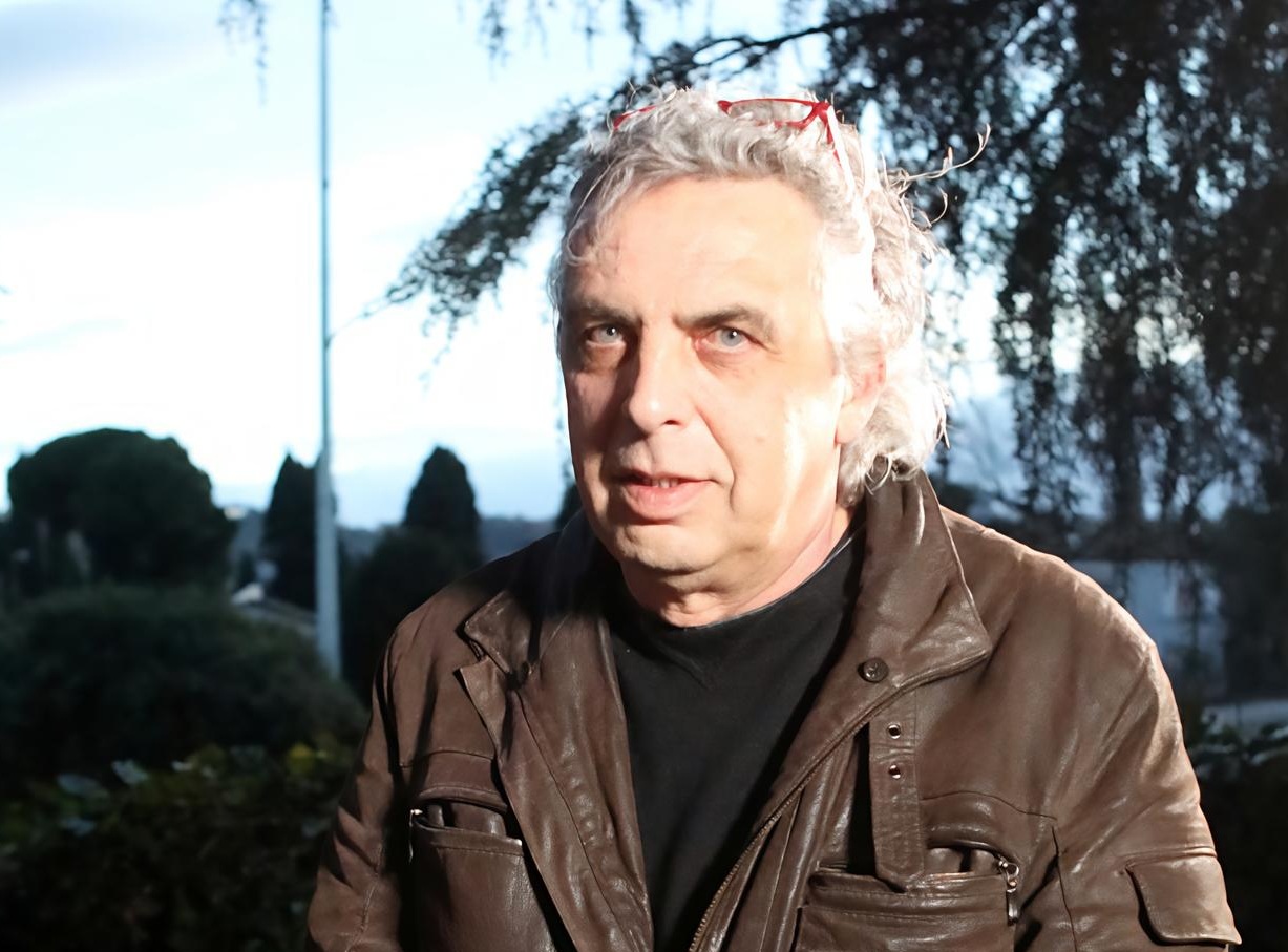 trattamento sanitario per la stalker mi ha inviato 50 carri funebri