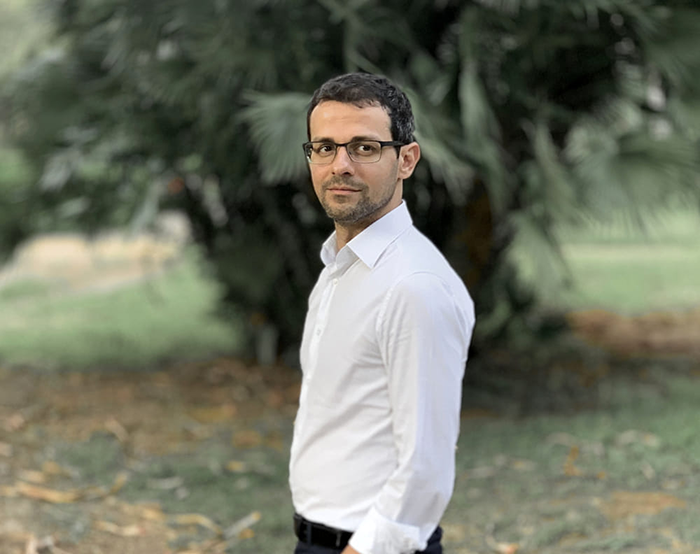 Adriano Varrica 5
