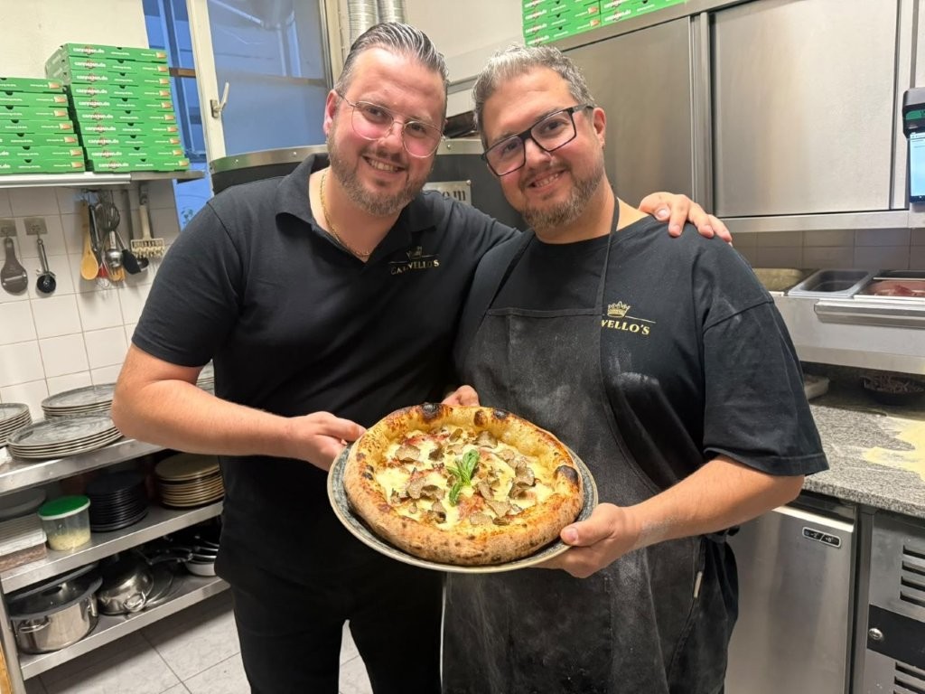 I fratelli Calvello di Calvellos Pizzeria a Monaco di Baviera