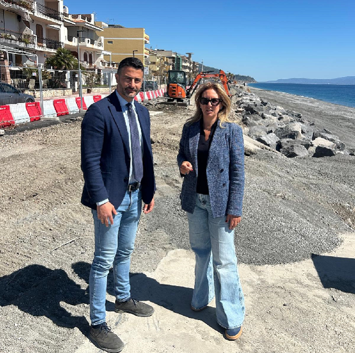 Savarino con il sindaco Furci Siculo Giuseppe Francilia