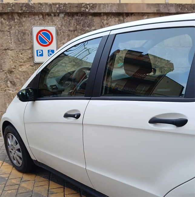 parcheggio disabili