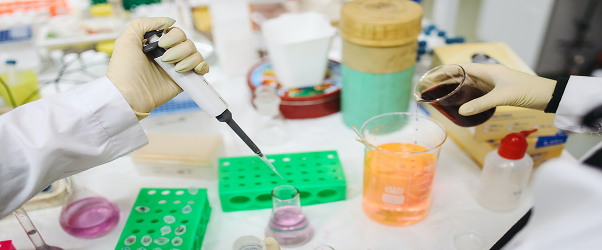 vaccini in laboratorio