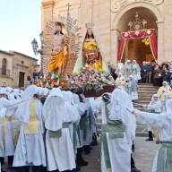 Enna - La Domenica in Albis chiude i riti della Settimana Santa nel ricordo di Papa Francesco