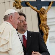 Francesco, il Papa venuto dal popolo: Salvatore Martinez racconta l’uomo, l’amico, il profeta