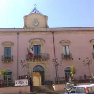 Ramacca, silenzi inquietanti sullo scioglimento per mafia: Schillaci accusa il governo regionale
