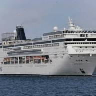 Crociera da incubo sulla MSC Sinfonia: tappe cancellate, ritardi e cabine sporche. Codici: “Risarcire i passeggeri”
