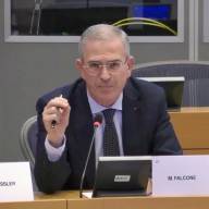 UE - ok dal Parlamento alla tutela delle piccole banche, Falcone (FI): “Sistema cooperativo e popolare essenziale per i territori”