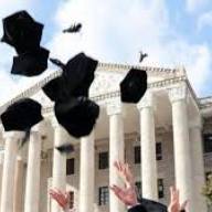 Le lauree che fanno trovare lavoro (bene e in fretta): la classifica 2023