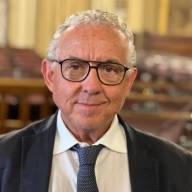 Sanità Siciliana, il Caso di Siracusa: vittima due volte, prima del sistema e poi delle accuse