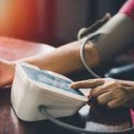Innovazione nella misurazione della pressione sanguigna: un metodo più preciso per combattere l’ipertensione