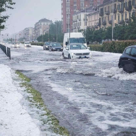Maltempo in Lombardia, temporali e grandinate: danni e disagi da Milano a Brescia e Bergamo 