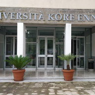 Affido familiare e autonomia dei minori migranti: a Enna il seminario regionale