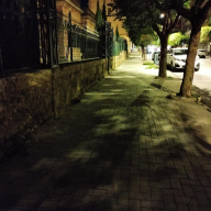 Enna, viali e piazze al buio: alberi troppo alti e illuminazione da ripensare