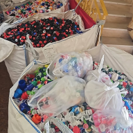 Raccolta dei tappi di plastica, solidarietà per la Missione Speranza e Carità di Biagio Conte